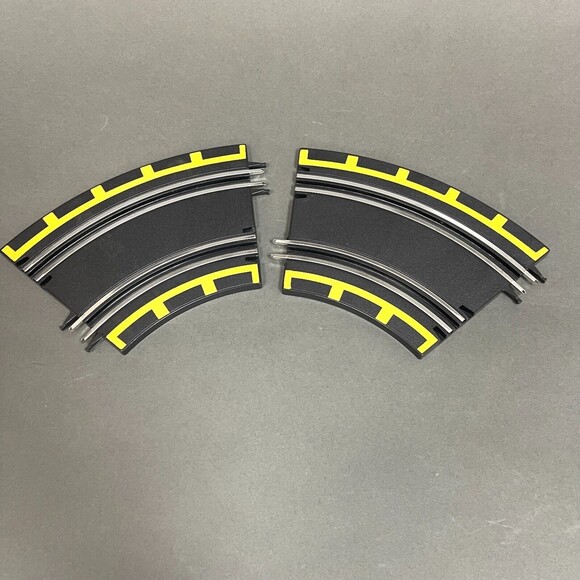 Fast Lane 2015 Toys R Us Car Curved Tracks Replacement Add-on Parts Lot of 2 - Picture 1 of 2